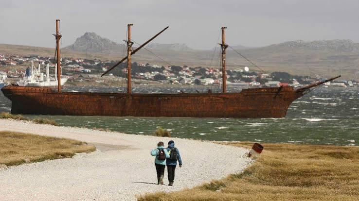 Falkland Islands dispute explained: Why the UK and Argentina are still fighting over the islands